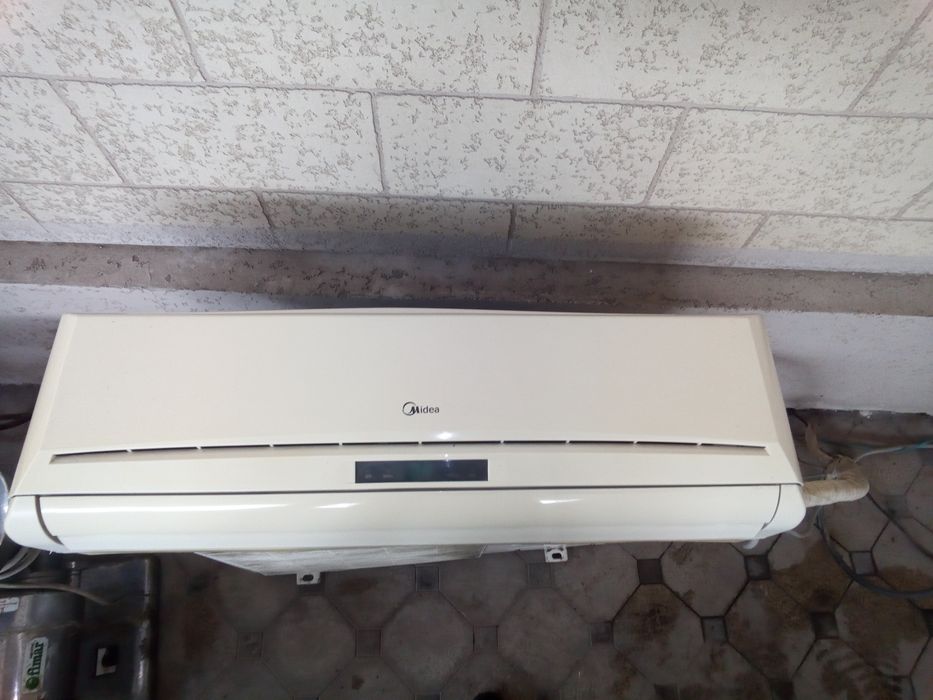 Konditsioner midea 18tali  myasarofka italy  dvijok 10kv