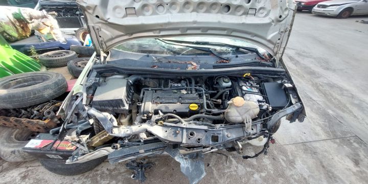 Electromotor 0 001 107 493 Opel Corsa D