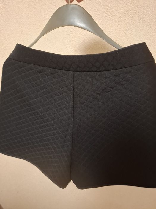 Къси панталонки ZaRA