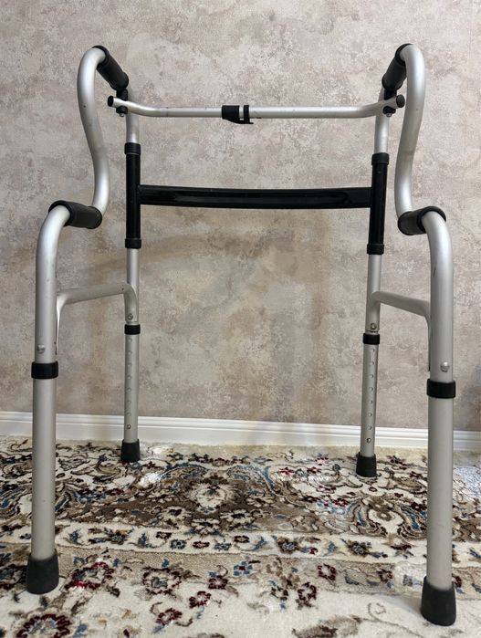 Ходунки для взрослого