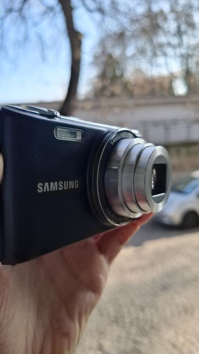 Компактен дигитален фотоапарат камера Samsung PL211