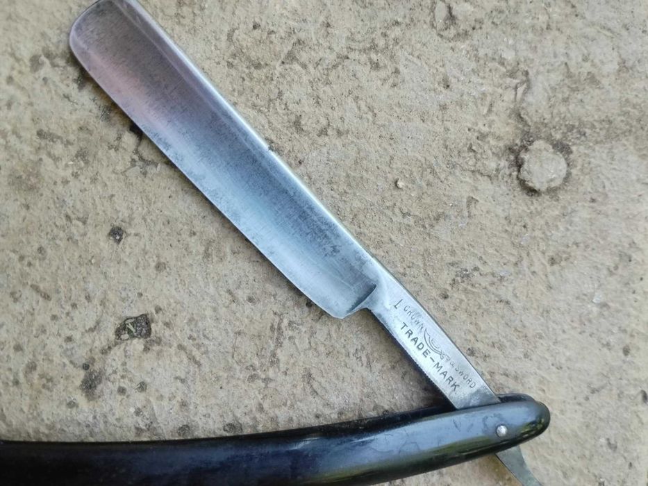 Стар бръснач Crown sword