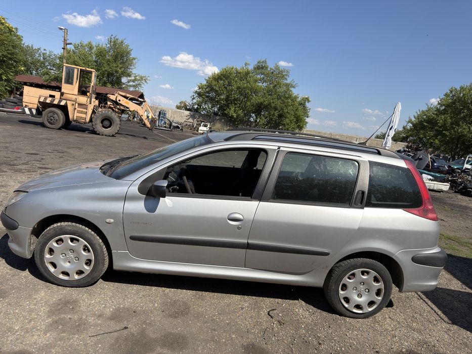 Пежо 206(комби)/ Peugeot 206SW (1.1i 44kw 2001г.) на части
