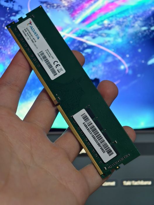 Продам озу hyperx fury и adata 16gb ddr4