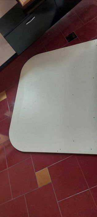 Легло: 140 х 190 см. Отлично състояние.  Предаване - Плевен.