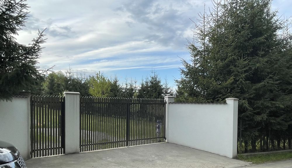 Vând teren intravilan sau schimb cu apartament in Sighet sau Baia Mare + diferenta din partea mea