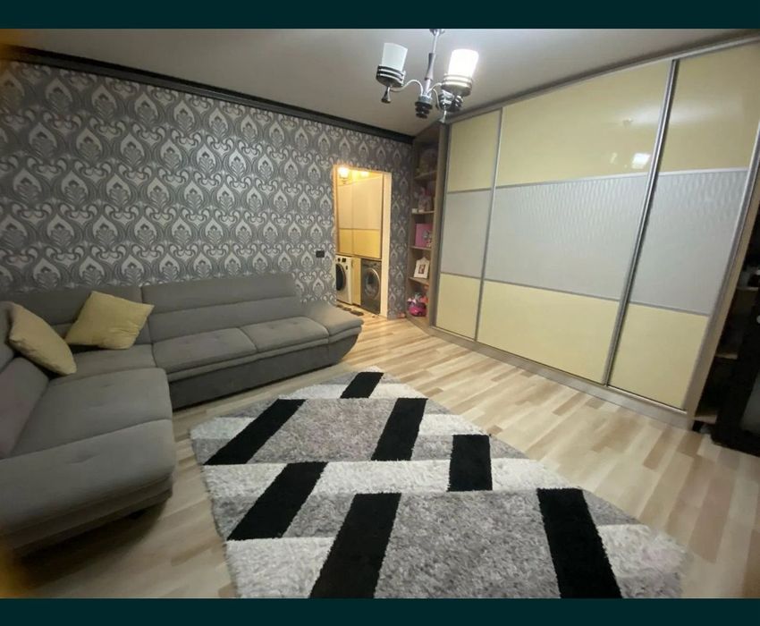 Ofer spre închiriere apartament cu 2 camere în rm.sarat zona Costieni (mobilat și utilat)detalii la tel 0766585069.