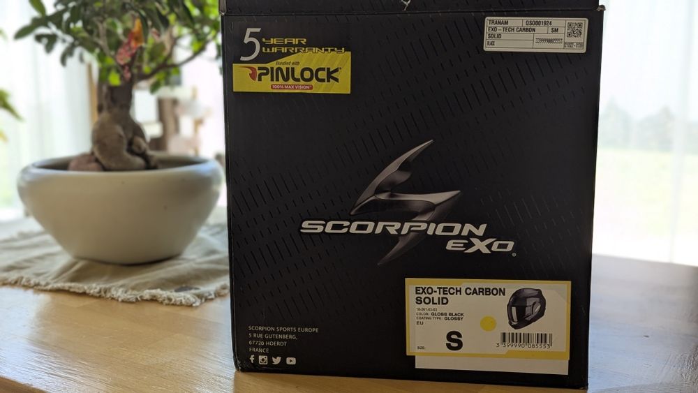 Каска Scorpion EXO-TECH CARBON