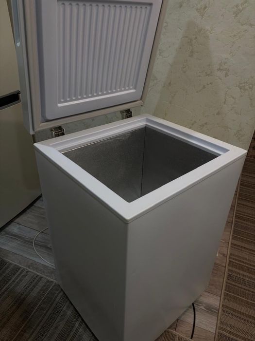 Продам морозильную камеру