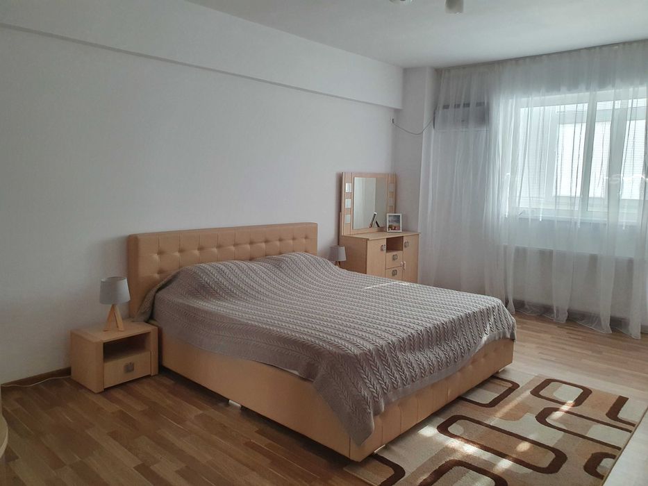 Apartament 3 camere Sondelor 9 Mai
