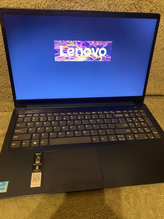 Laptop Lenovo IdeaPad 1 – stare foarte bună