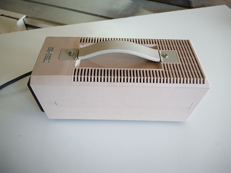 Зарядно 12V SONY BC20CE