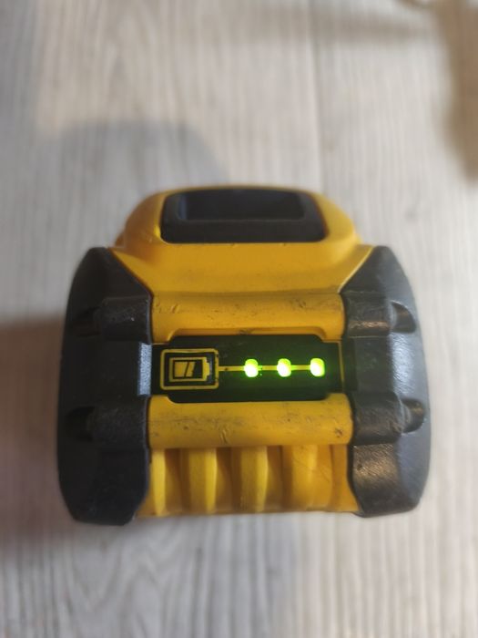 Baterii Dewalt în stare bună