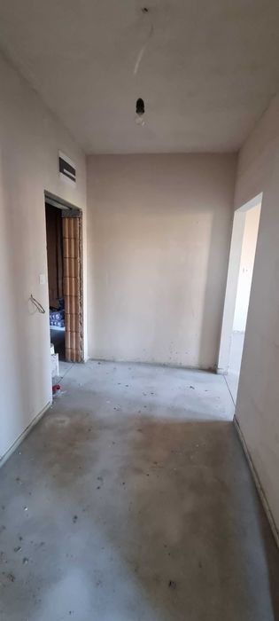 Продава се Двустаен апартамент в Разград, Освобождение - 61 кв.м за 1380 €/кв.м - Снимка #1