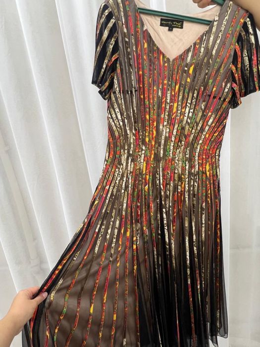Көйлектер сатылады