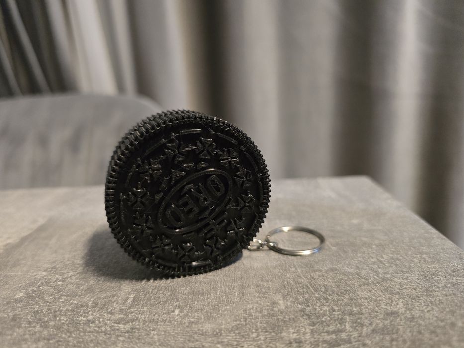 Breloc Oreo cu click