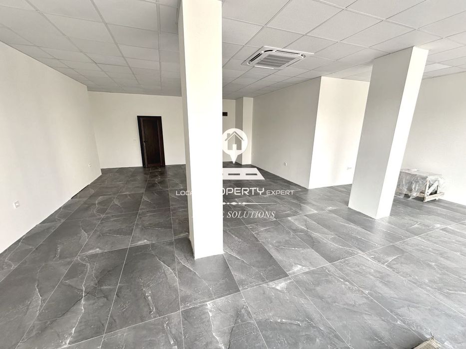 Дава се под наем Магазин в Банско - 104 кв.м за 600 € - Снимка #2