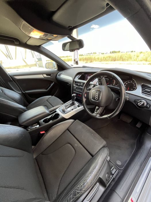 Audi A4 B8 2011 г. | Дясна дирекция | Автоматик | S-Line |