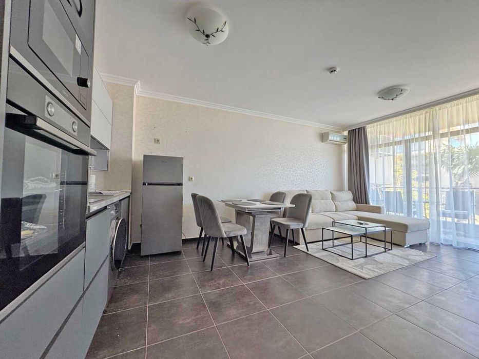 Продава се Двустаен апартамент в Свети Влас - 61 кв.м за 1547 €/кв.м - Снимка #6