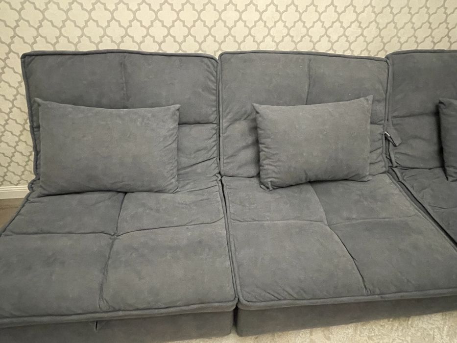 Продается диван длинный