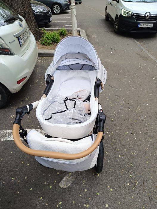 Vând cărucior Krausman