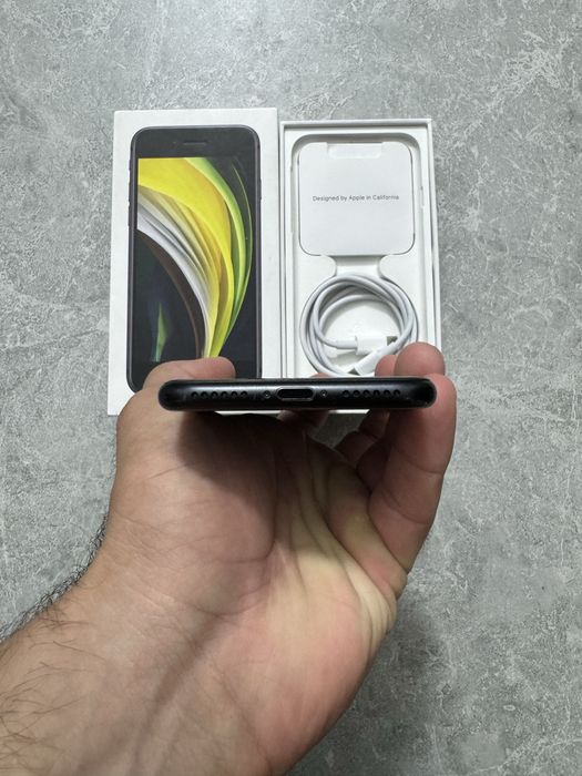 iPhone SE 2020 64GB Black