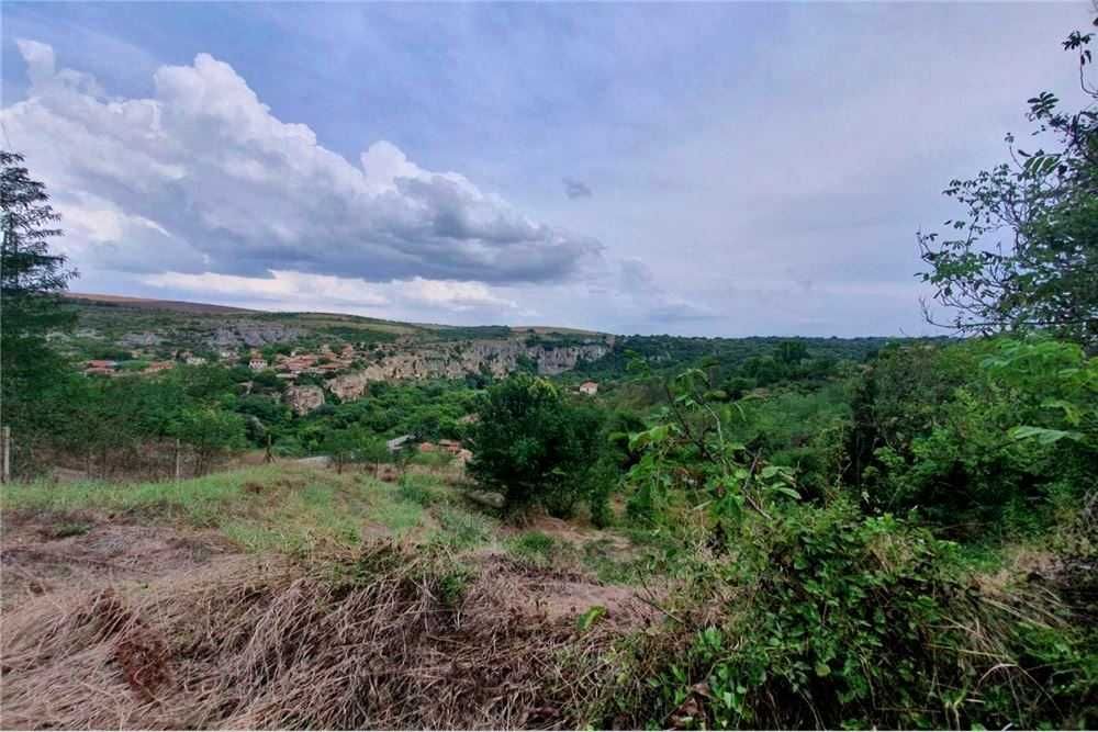 Инвестиционно предложение в с. Червен!