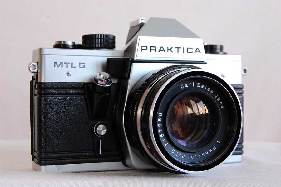 Praktica mtl5 cu obiectiv CZJ Pancolar 2 / 50, aparat foto film srl