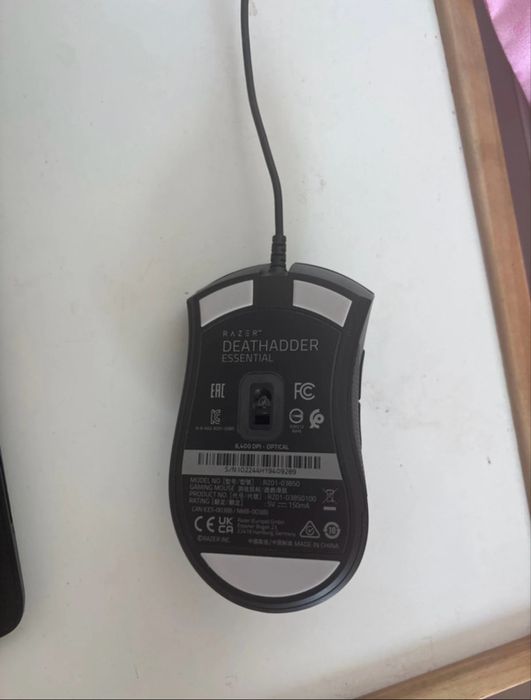 vand mouse razer deathadder essential