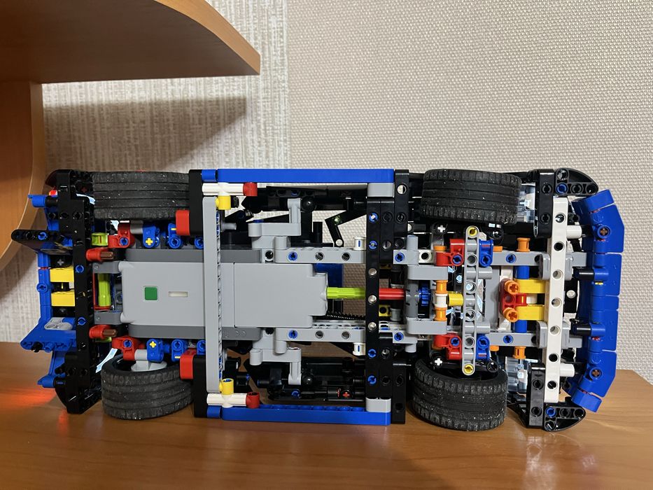 Lego Technics Porshe GT4 e-Performance