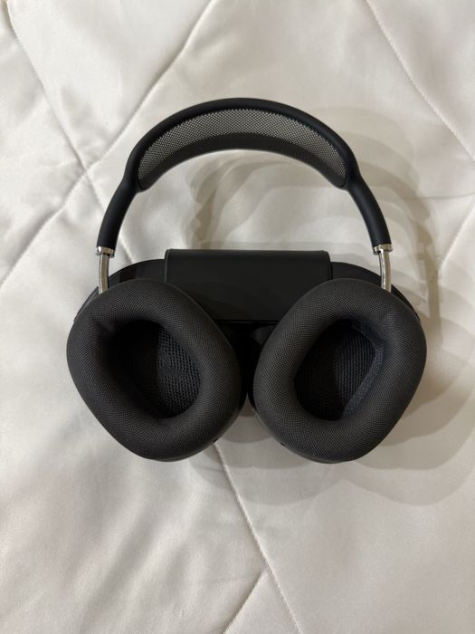 Apple AirPods Max - Space Gray (Gen 1)