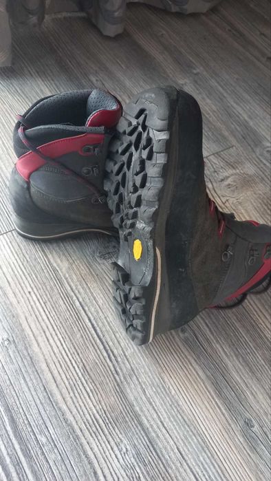 Туристически обувки La Sportiva - 39 номер