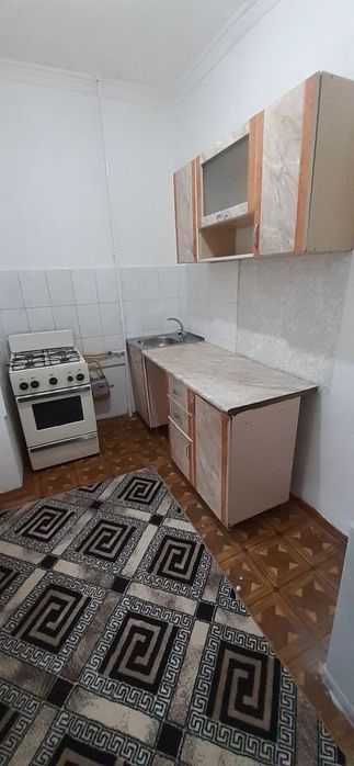 Срочно 2 хонали квартира сотилади