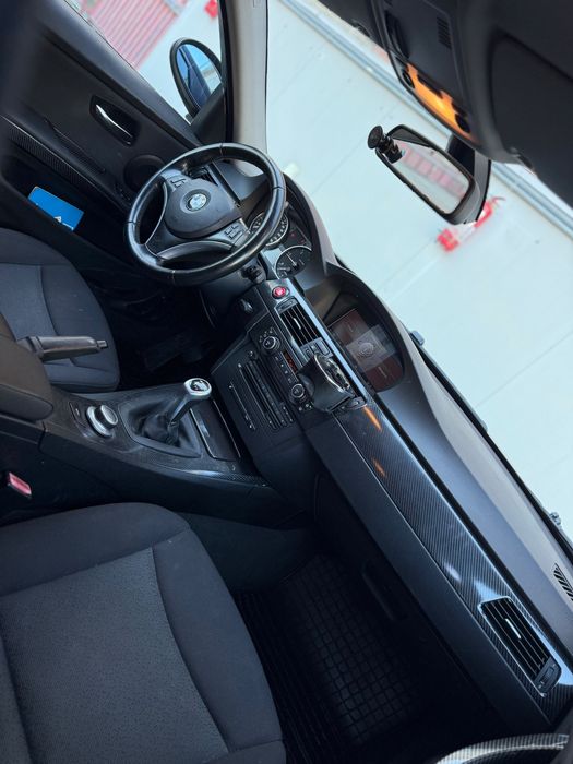 Bmw/e90/320D/2008/navi/bi-xenon