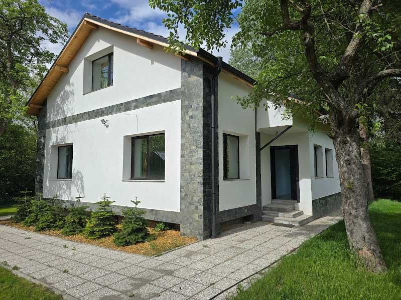 Продава се Къща в с. Драгичево, Област Перник - 320 кв.м за 1500 €/кв.м - Снимка #1