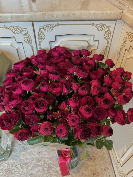 Букет пионовидные розы