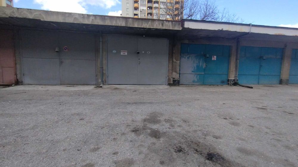 Гараж под наем в Перник