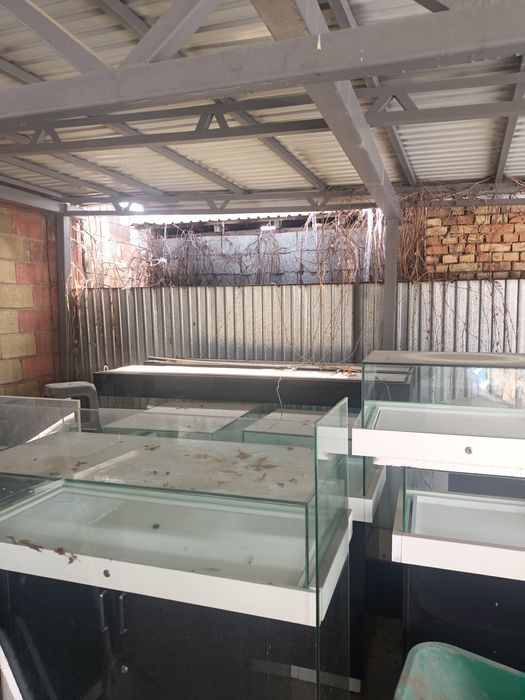 Продается Ювелирные витрины для магазина