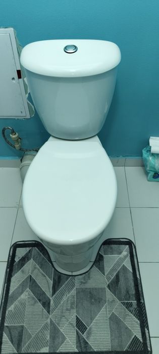 Продам унитаз в хорошем состоянии