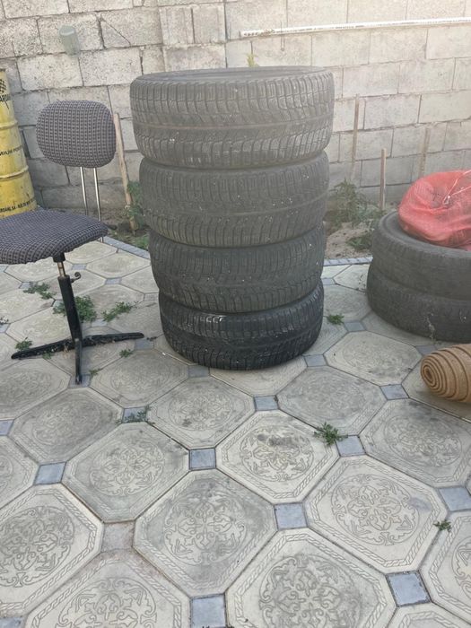 Срочно поодается шины