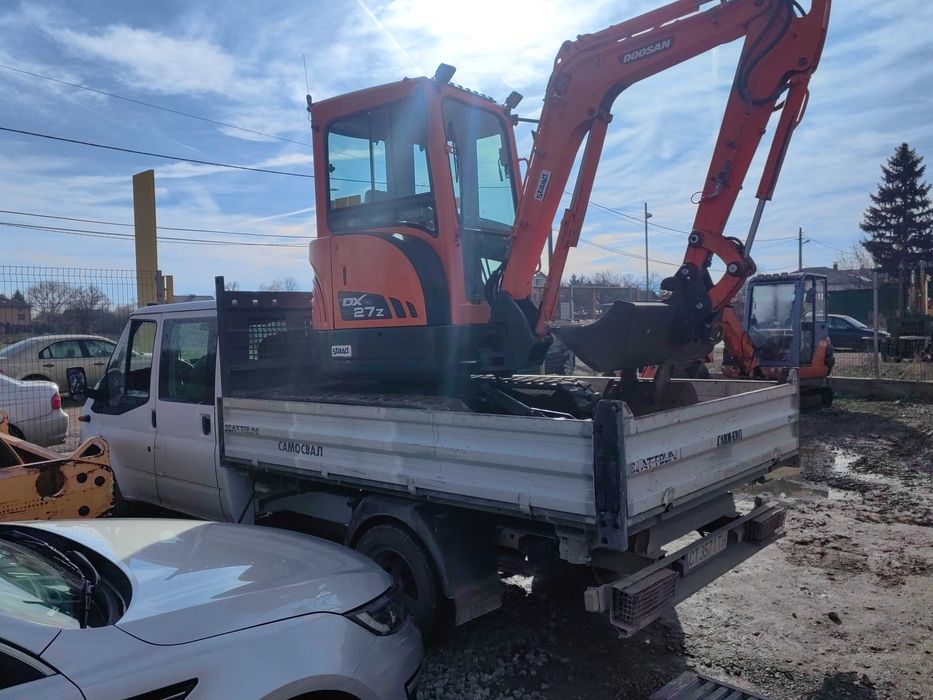 Услуги със мини багер и самосвал