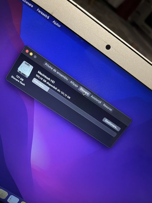 Macbook air i5 cu 2 nuclee din 2017