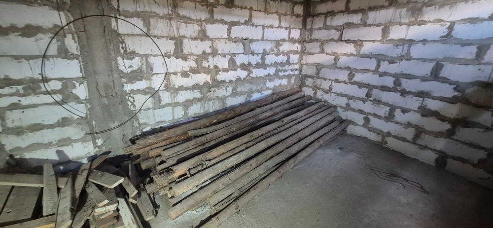 Casă de vânzare