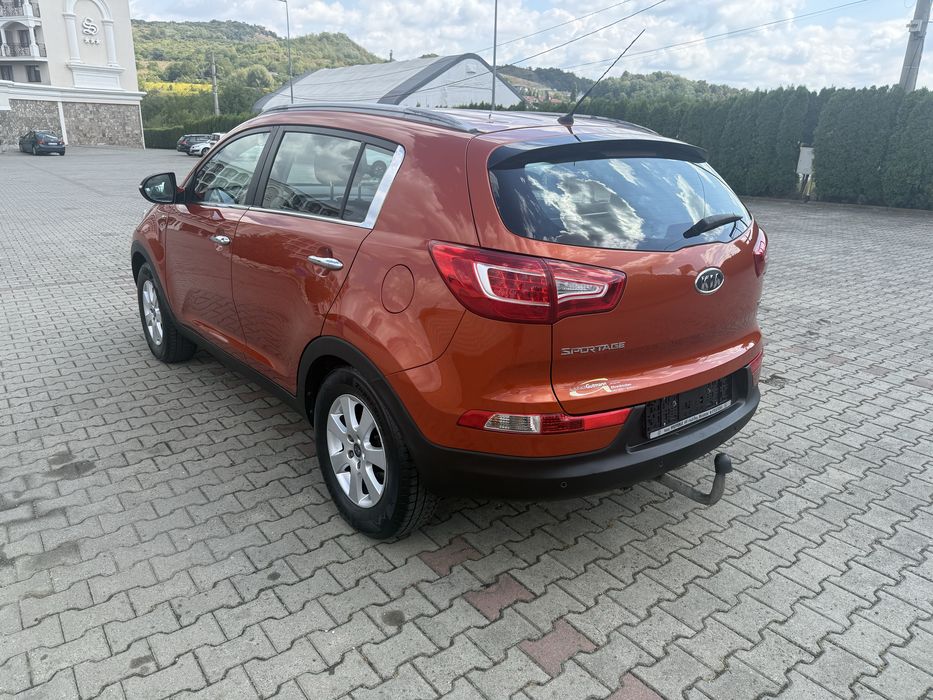 KIA Sportage 2010 — imagine 3
