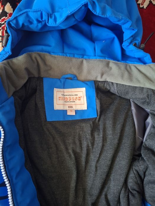 Продам комбинезон демисезонный