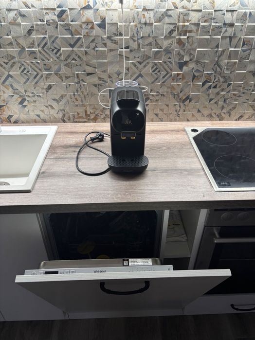 Отдавам апартамент под наем!