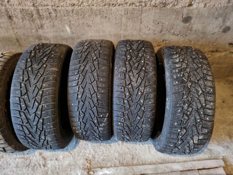 Продам зимнюю резину