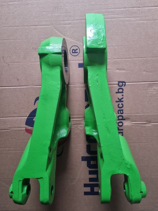 Brat monobloc tractor John Deere stanga sau dreapta 6000/7405