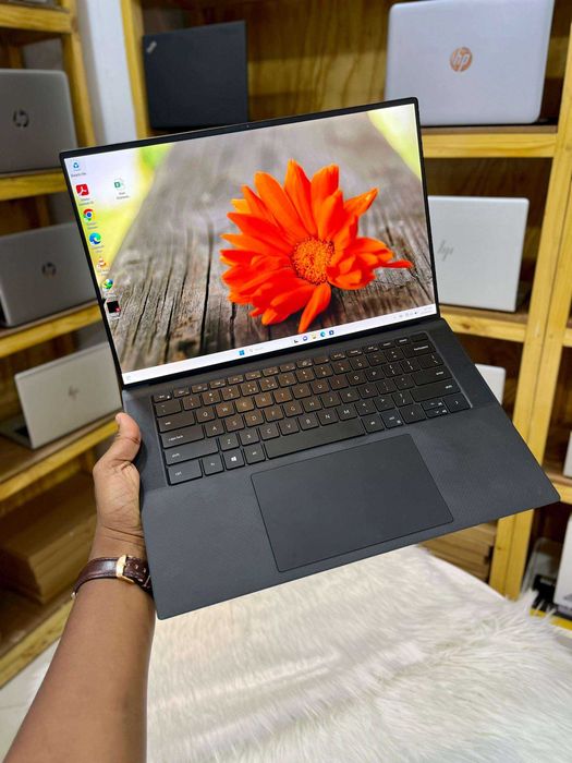Ultra WorkStation Dell PRECISION Intel Core i7 10750H 32GB 4k Touch