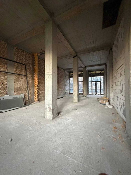 Продаётся помещение 158+158м2 Улица Бабура Ор-р: Пирамит Тавер